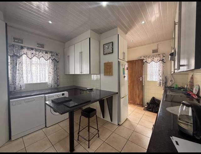 3 BEDROOM HOUSE FOR SALE IN VANDERBIJLPARK SE 1